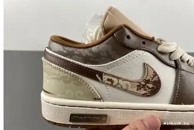 JORDAN 1 Low AIR 0621